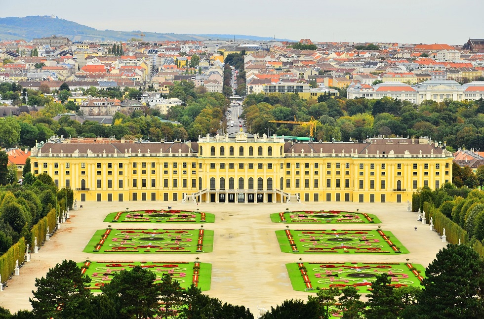 Schoenbrunn Palace Schoenbrunn Palace