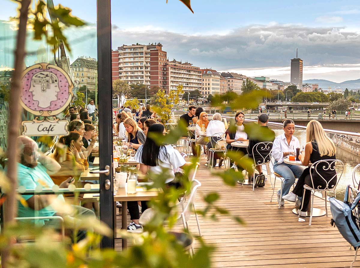 Café & Restaurant Motto am Fluss
