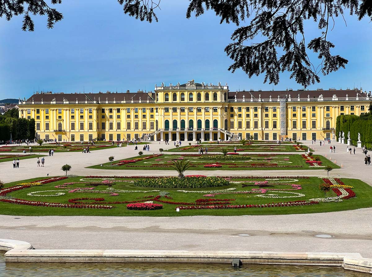 Schloss Schönbrunn & Gloriette